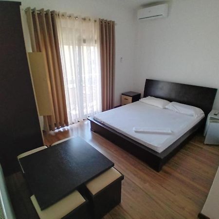 Hotel Yjet Pogradaş Dış mekan fotoğraf