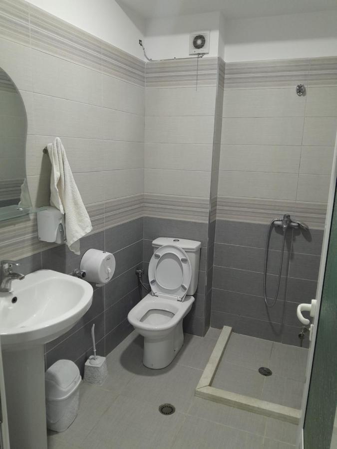 Hotel Yjet Pogradaş Dış mekan fotoğraf
